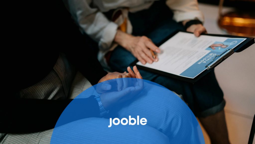 Complete CV Format Guide: Examples and Tips